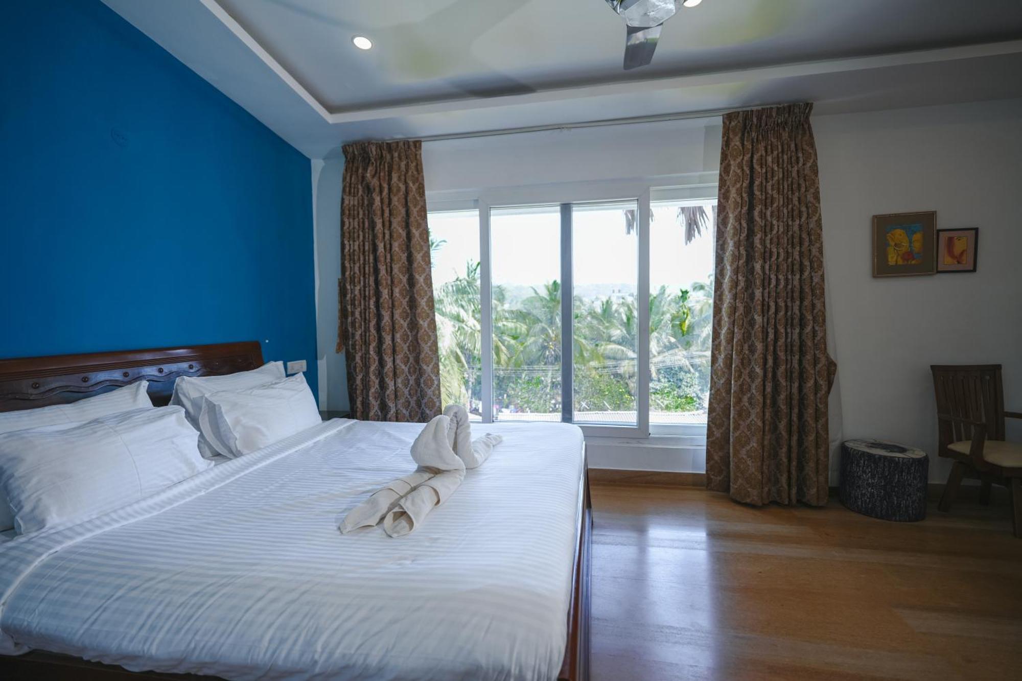 Villa M - Jia 3- 3Bhk In Candolim, Pool Facing, Near Beach, Breakfast Included Buitenkant foto