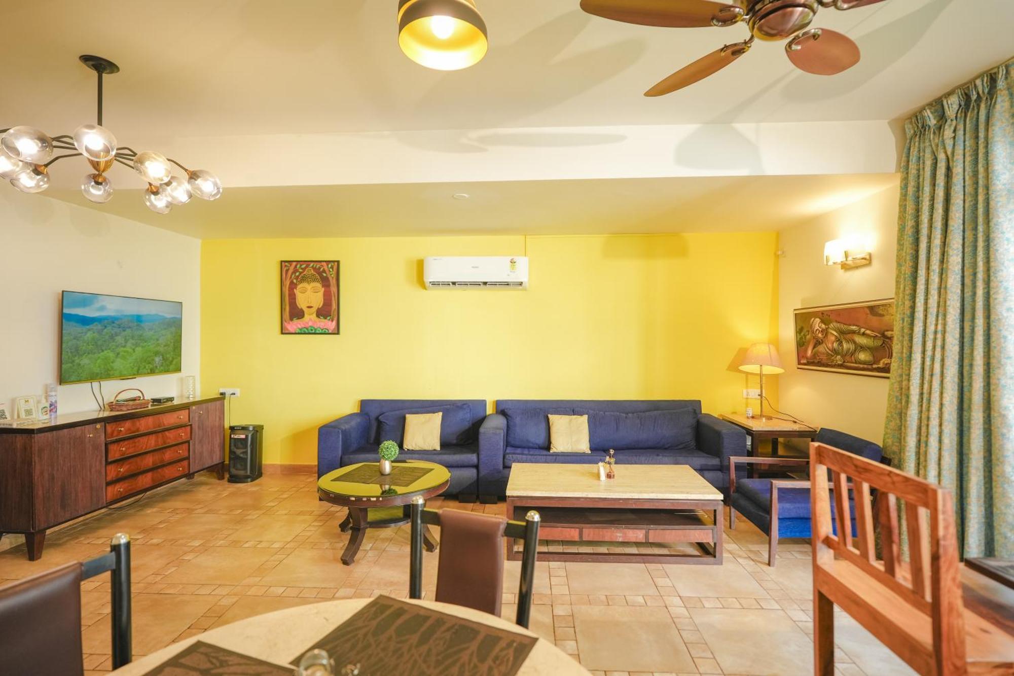 Villa M - Jia 3- 3Bhk In Candolim, Pool Facing, Near Beach, Breakfast Included Buitenkant foto