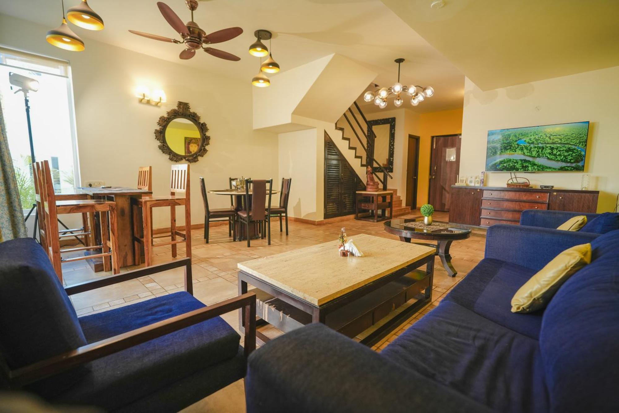Villa M - Jia 3- 3Bhk In Candolim, Pool Facing, Near Beach, Breakfast Included Buitenkant foto