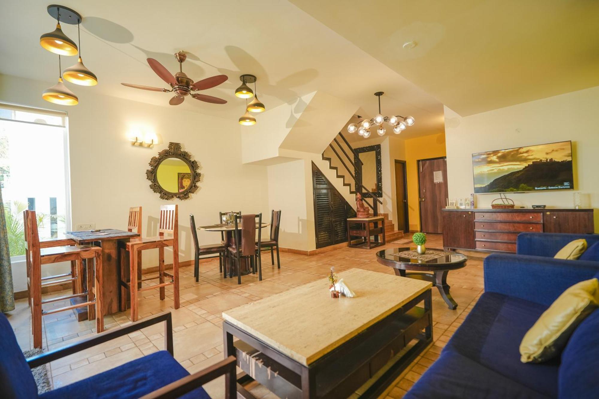 Villa M - Jia 3- 3Bhk In Candolim, Pool Facing, Near Beach, Breakfast Included Buitenkant foto