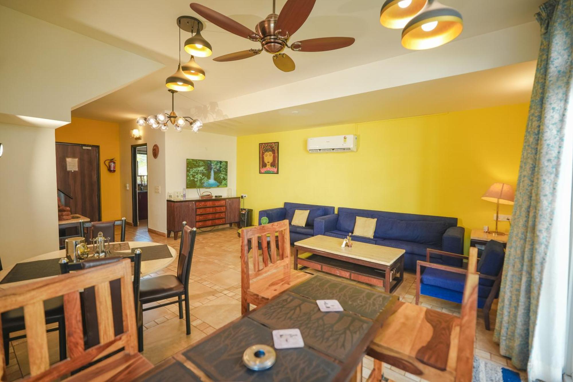 Villa M - Jia 3- 3Bhk In Candolim, Pool Facing, Near Beach, Breakfast Included Buitenkant foto