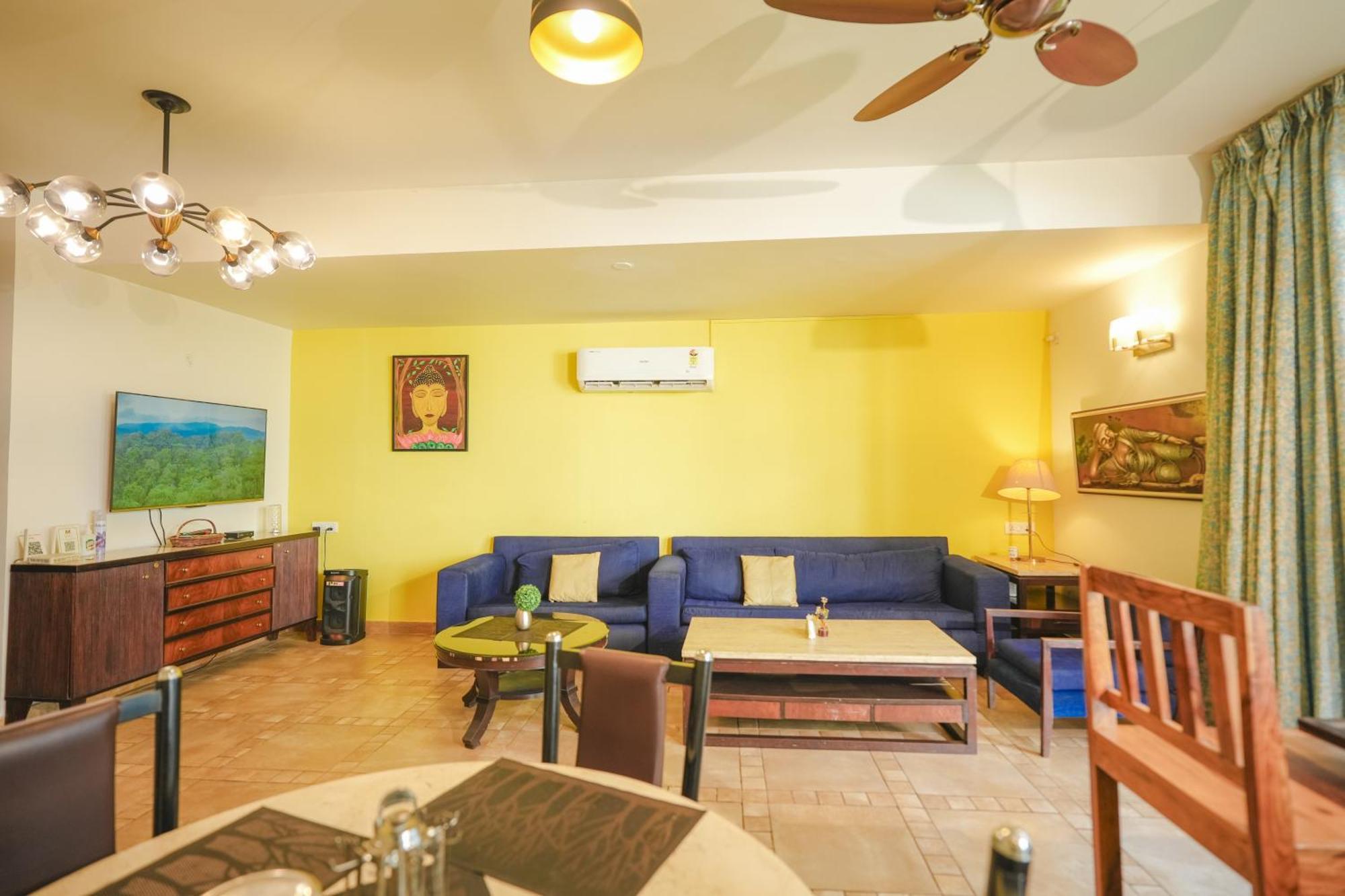 Villa M - Jia 3- 3Bhk In Candolim, Pool Facing, Near Beach, Breakfast Included Buitenkant foto