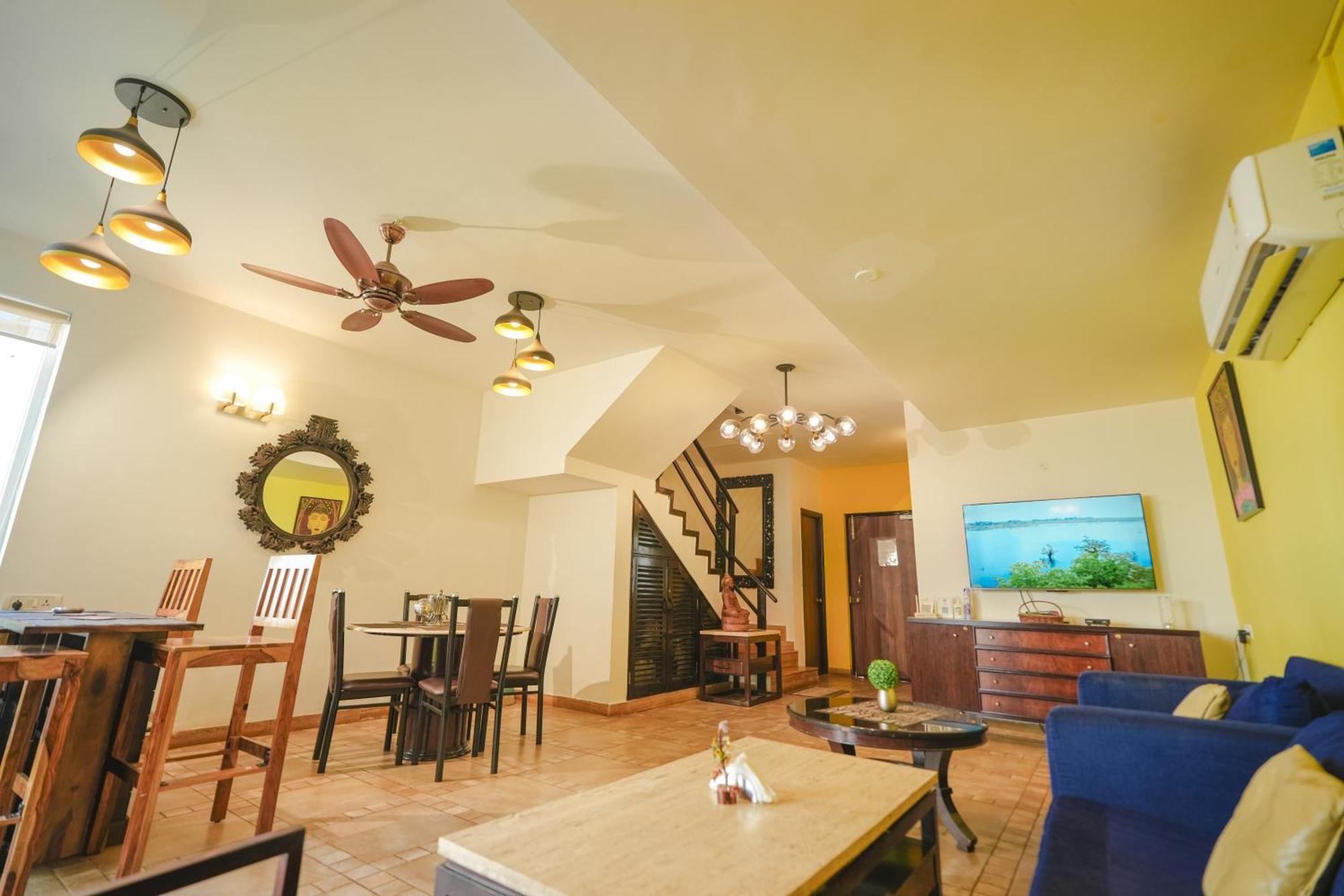 Villa M - Jia 3- 3Bhk In Candolim, Pool Facing, Near Beach, Breakfast Included Buitenkant foto